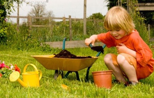 criança_brincando natureza